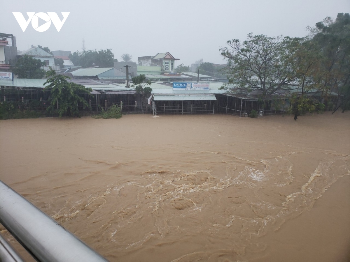 Thời tiết hôm nay 16/8: Miền Trung, Tây Nguyên và Nam Bộ có mưa to